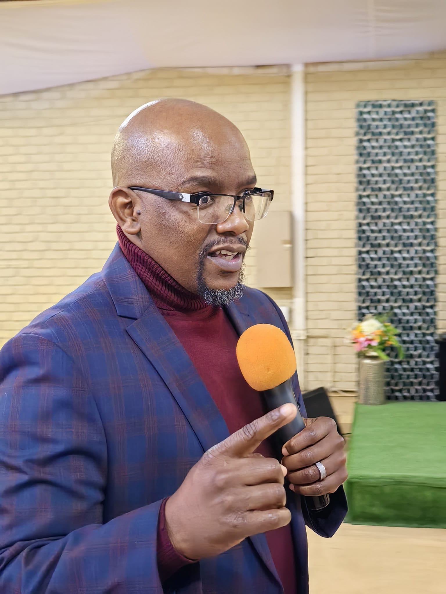 Apostle Daniel Tshabadira
